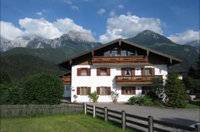 Ferienwohnungen Artenreitwinkl Hallinger